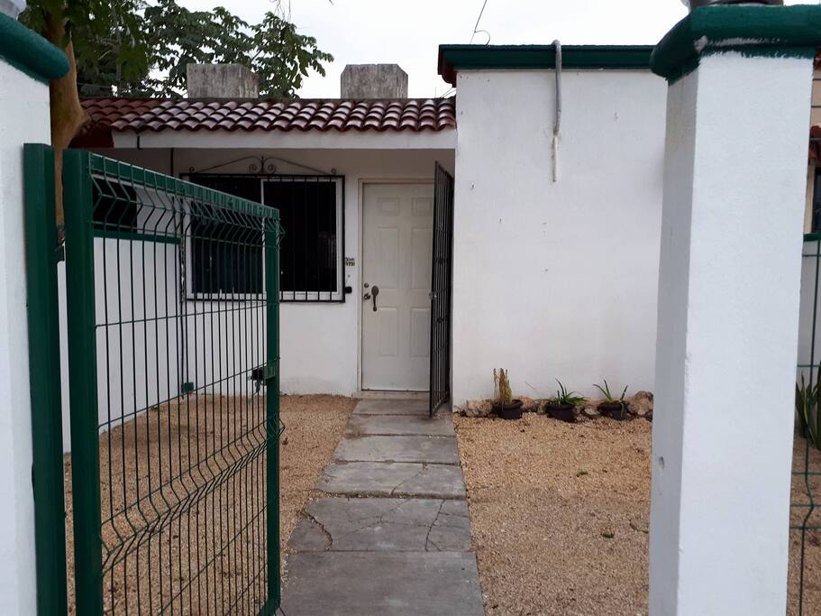Acceso independiente y privado./Privated acceses.