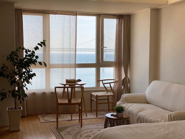 Moet’s House 3 #광안리해수욕장 바로앞 #광안대교 정면뷰 #오션뷰.