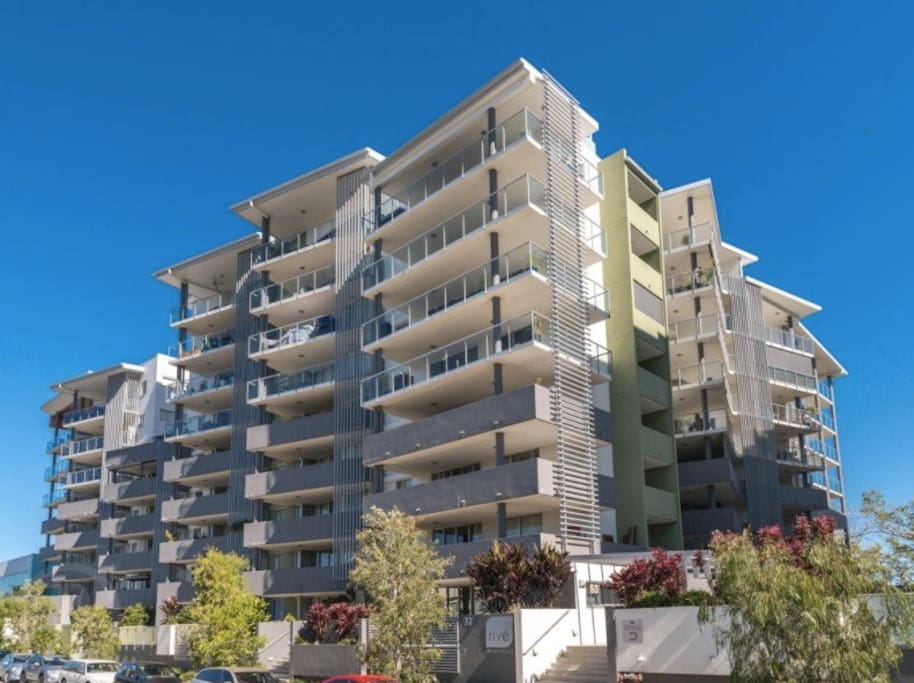 Street view of the apartment