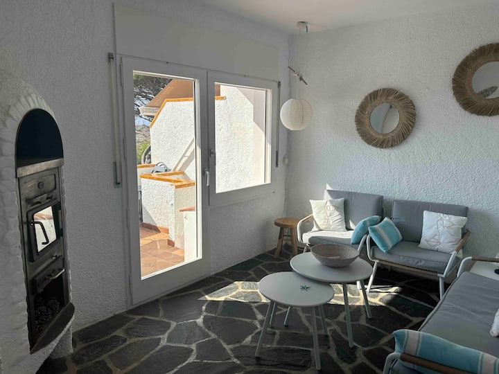 Место за седење со поглед на море 