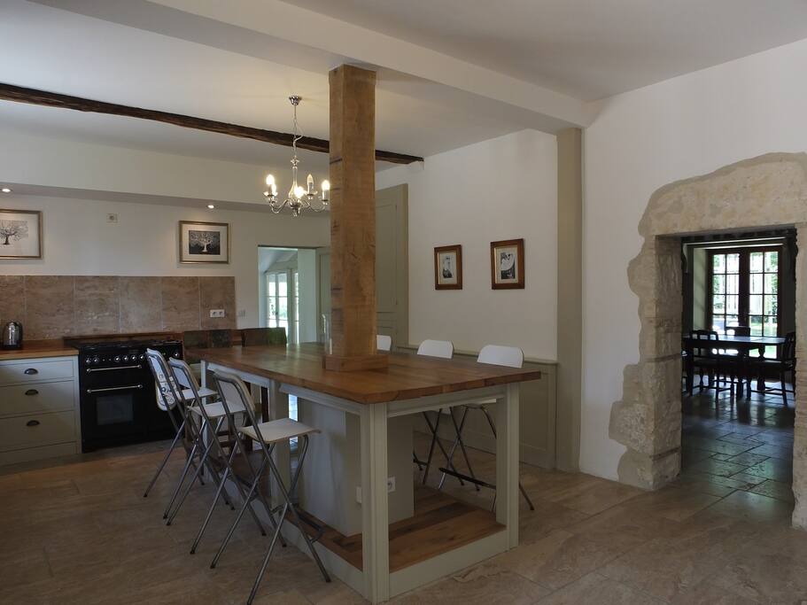 Farmhouse kitchen with range cooker and butler sink.