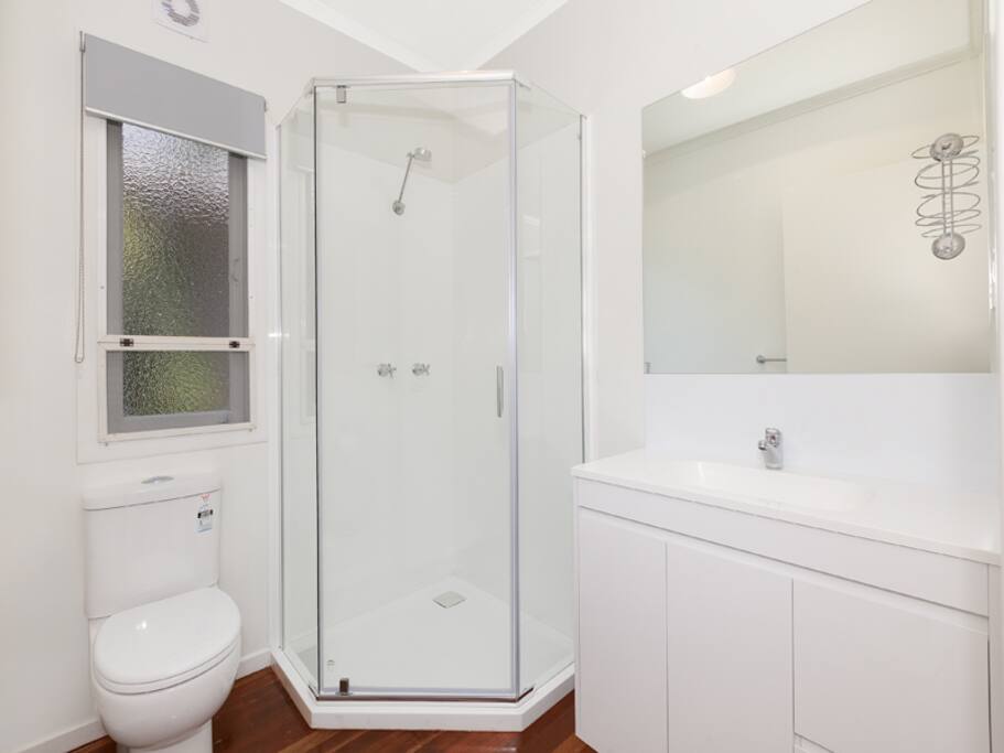 Main bathroom