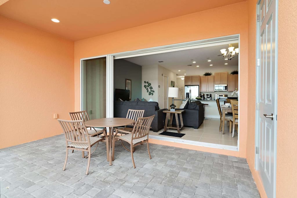Here in Florida - we love the outdoor lifestyle (who wouldn't with our weather!). Enjoy your stay here and make sure to make full use of your own, private sparkling plunge pool area!