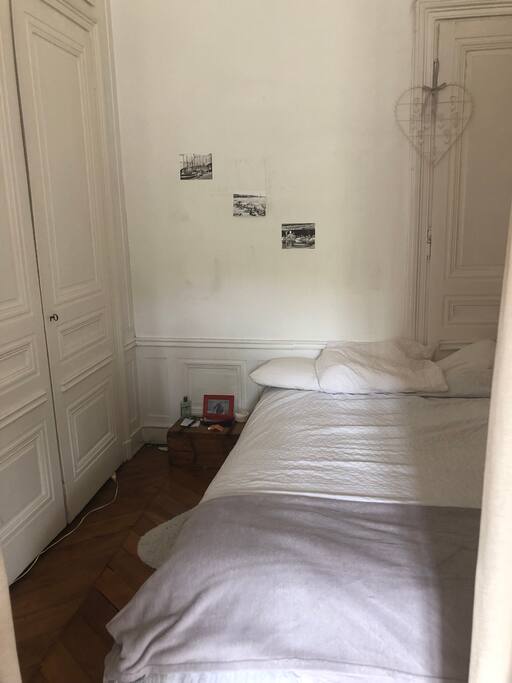 Chambre alcôve dans le salon