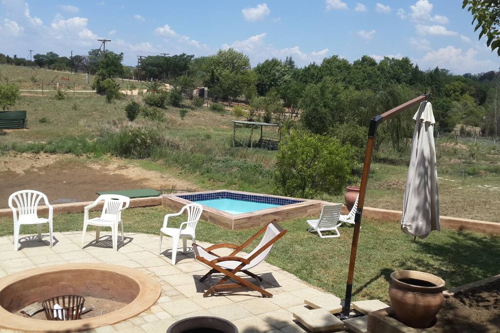 Cosy outside area ideal for relaxing and nice fires at night.