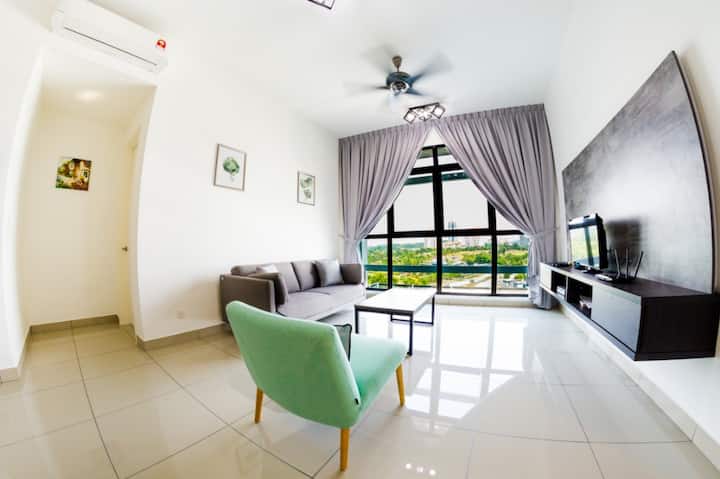 Conezion Luxury Ioi Resort City 3room Family Suite Condominiums For Rent In Putrajaya Malaysia