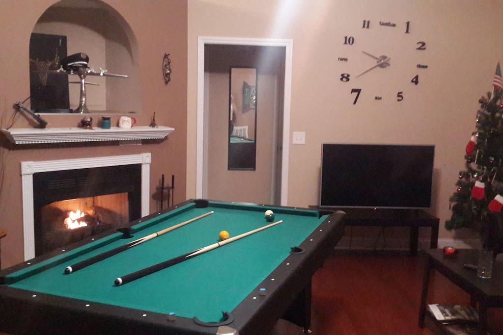 Table pool/Table tennis