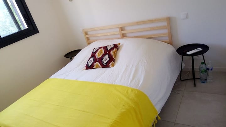 Bedroom 1 with double bed 160x200