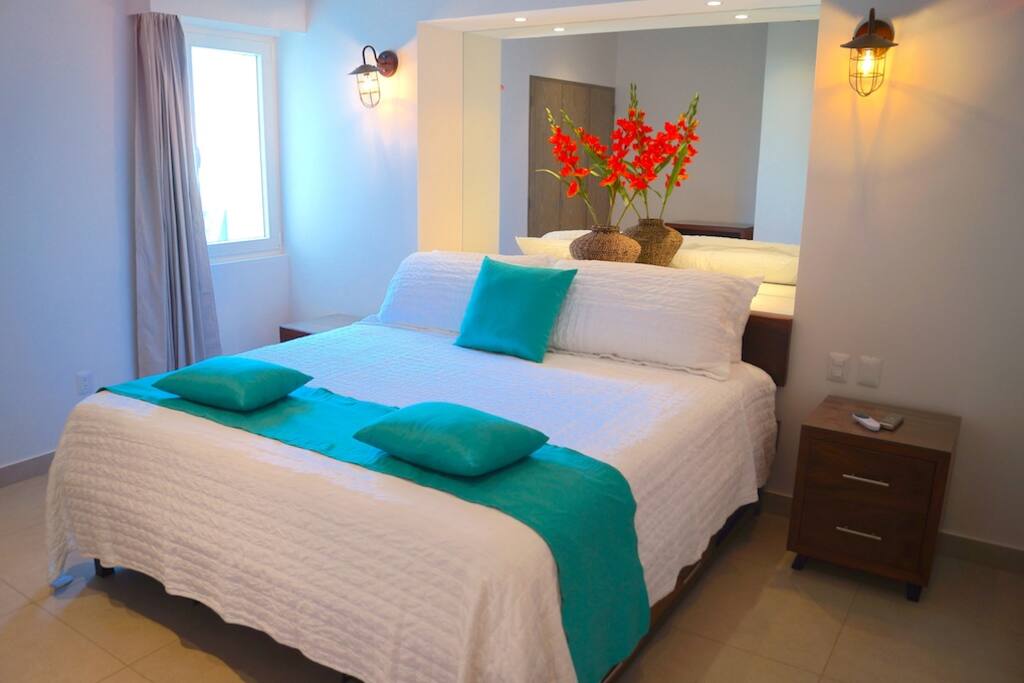 Zenith 307 Bedroom
