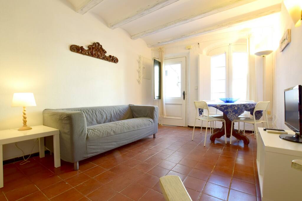 Living-dining area
