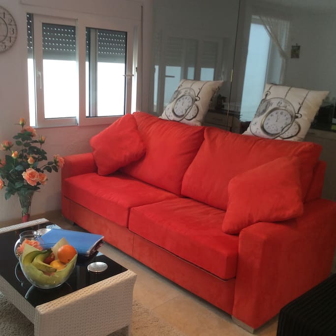 Lounge with English TV