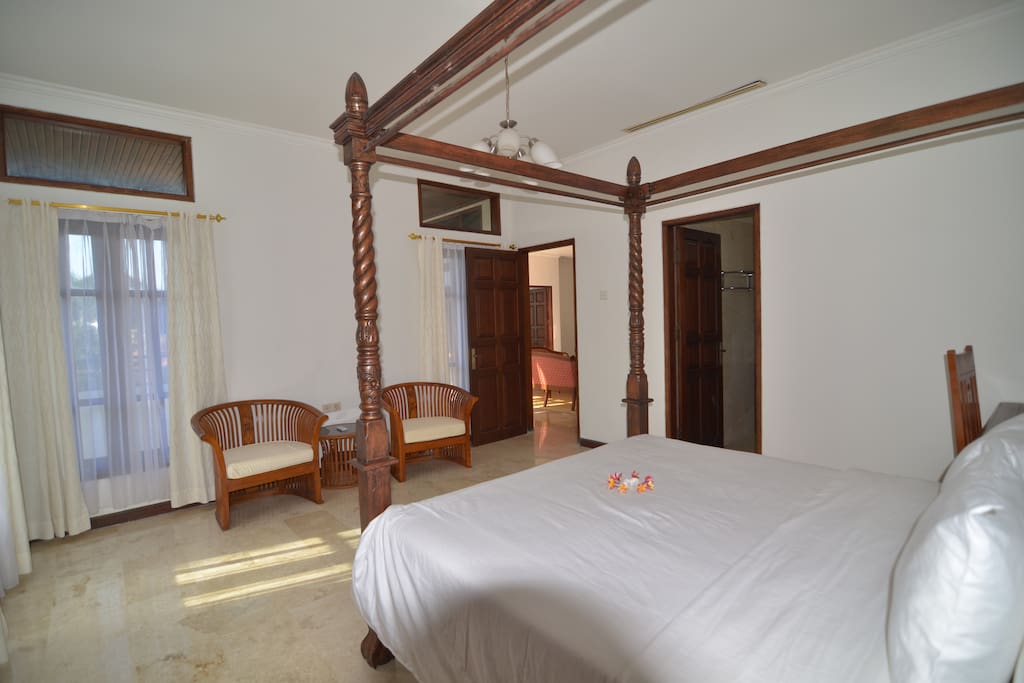 Bed room