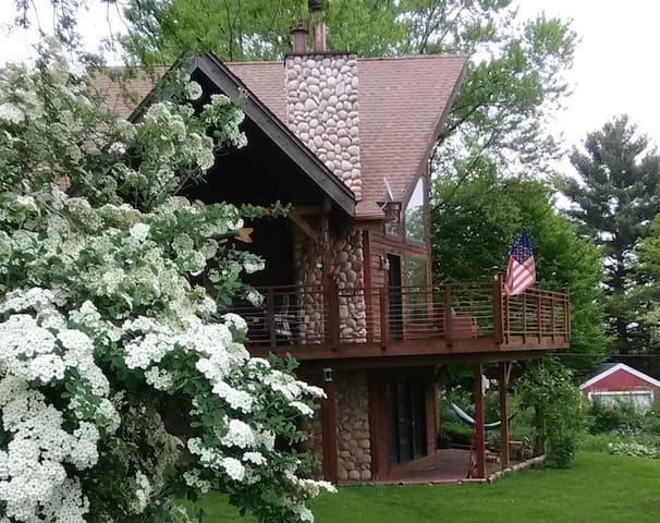 Airbnb Lake Geneva Vacation Rentals Places To Stay