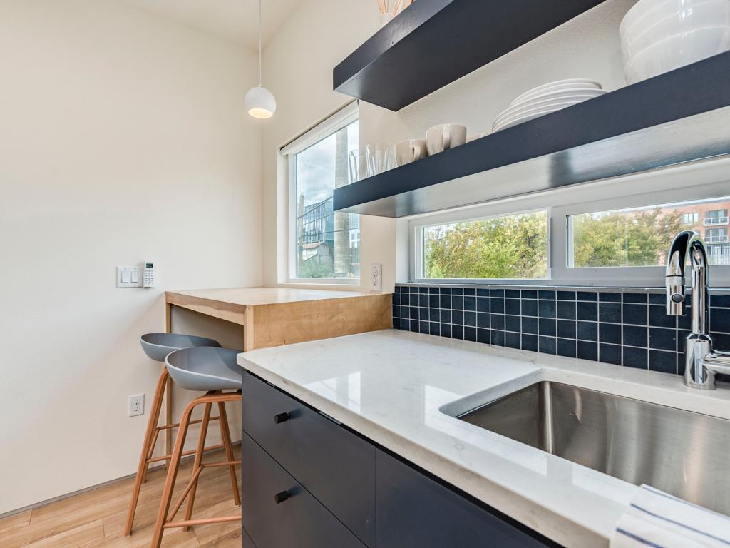 Prime Austin Location Downtown Staycation