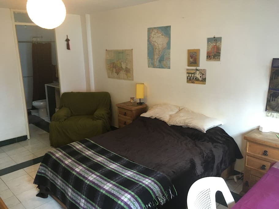 Your bedroom (2)