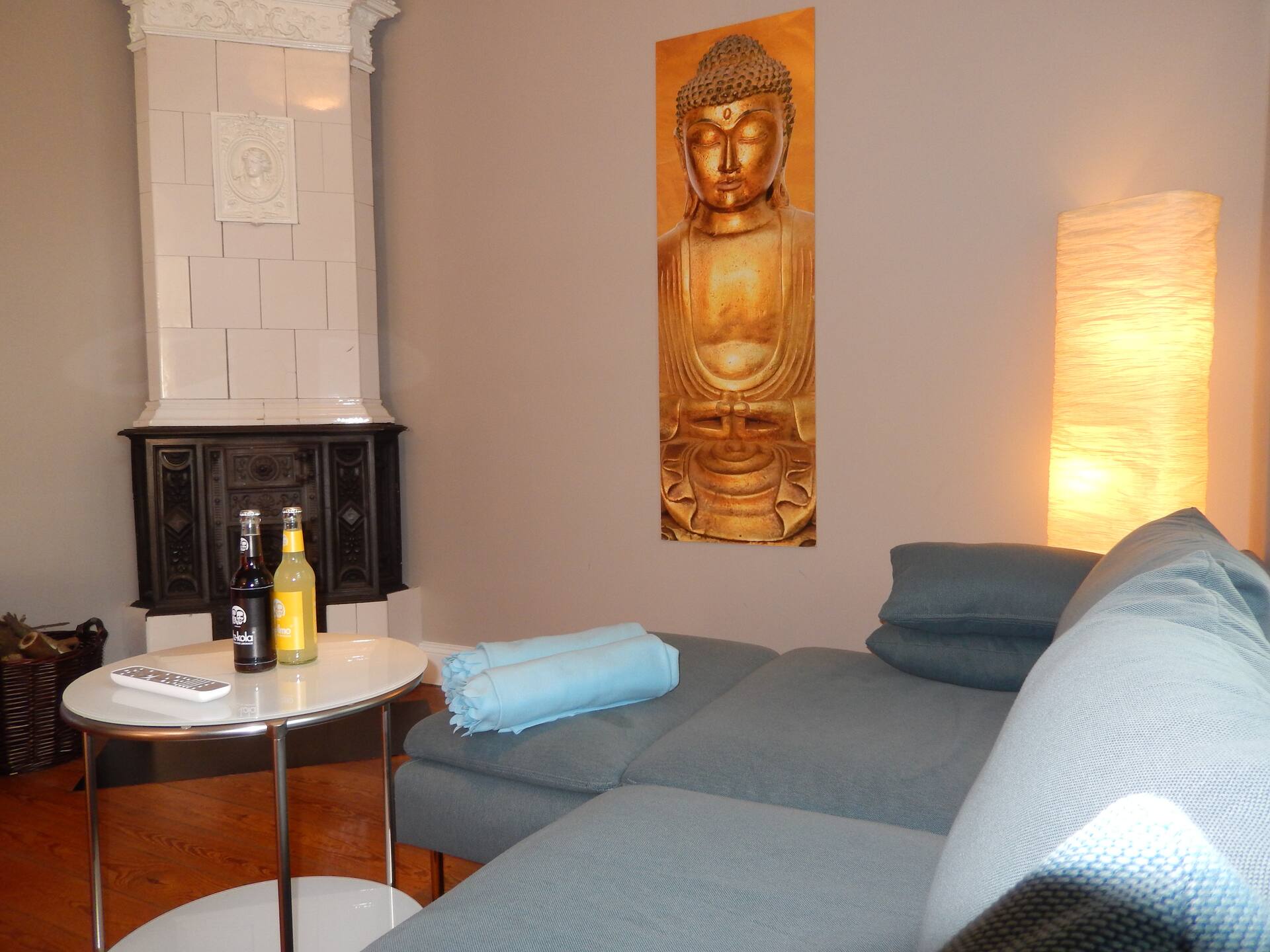 extravagant old building ground floor. 80 m² center within walking distance — photo 2