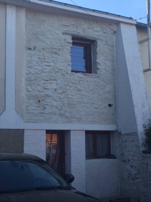 Facade avant pierre apparentes