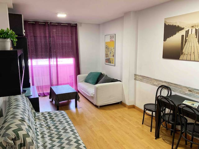 Acogedor piso en Tarragona cerca de Port Aventura