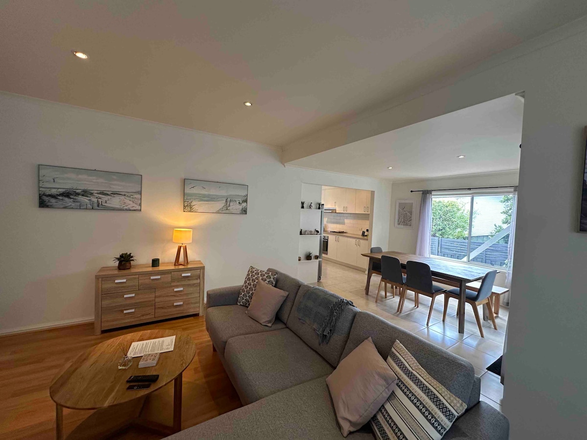 Popular Airbnb listing: Sanremo Beach House in San Remo