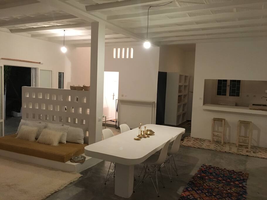 Petit Salon-Salle à manger-Cuisine
