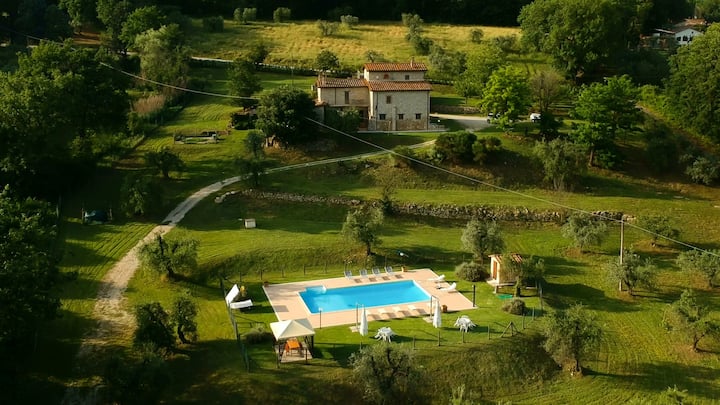 Penna in Teverina Vacation Rentals & Homes - Umbria, Italy | Airbnb
