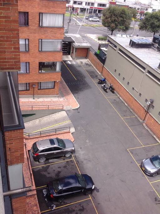 Entrance to the building (parking available).