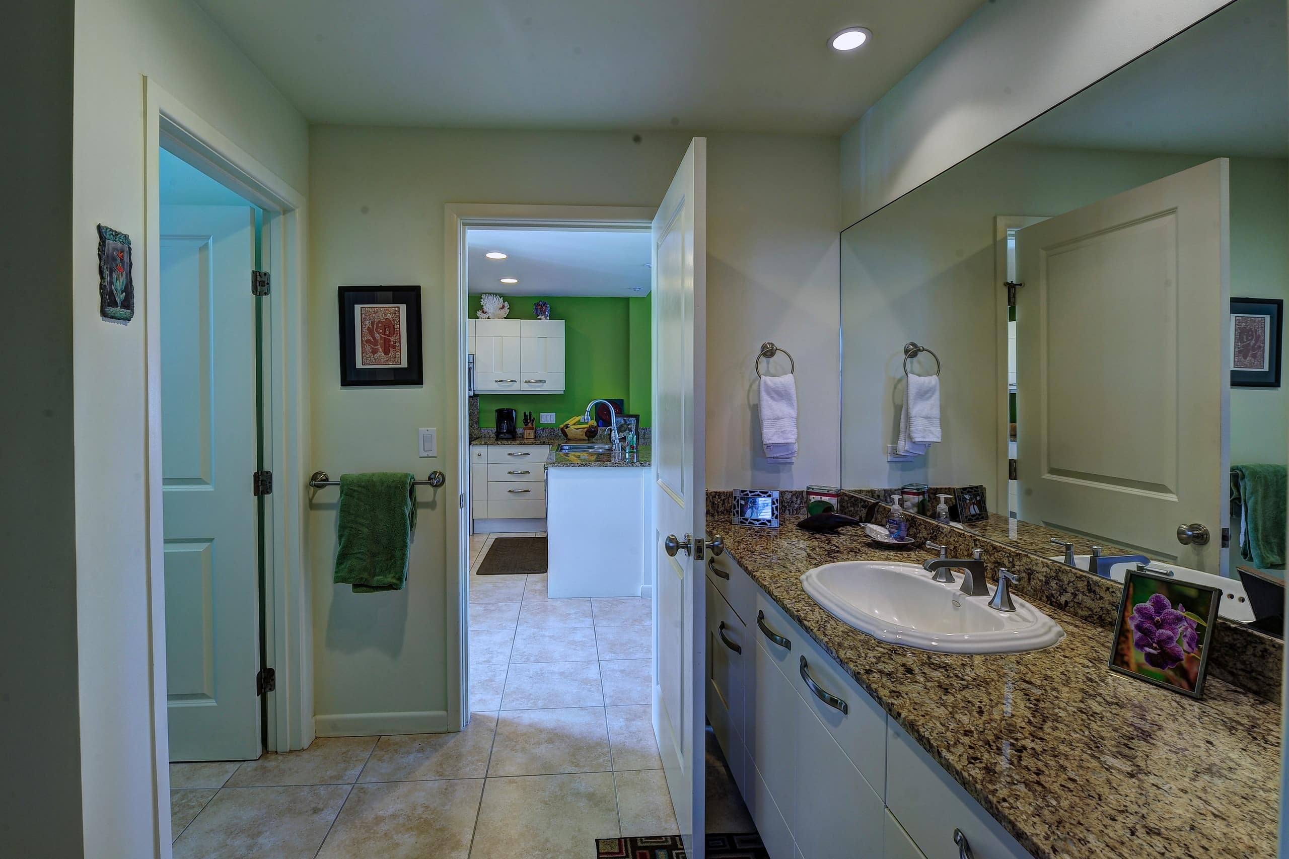 Townhouse in Kailua-Kona · ★4.79 · 3 bedrooms · 3 beds · 3 baths - Image 18