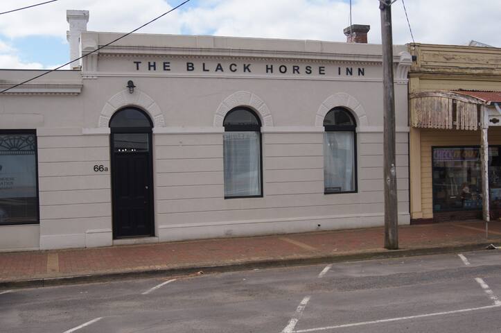 The Black Horse Inn - Coleraine