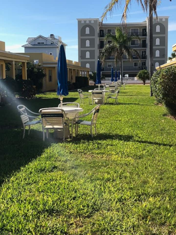Unit 14 - Indian Shores, FL