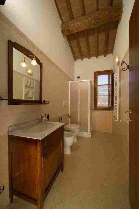 bagno con doccia
