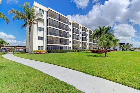 Siesta Key Beach Front Condo