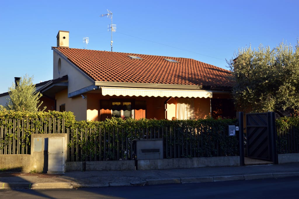 Esterno