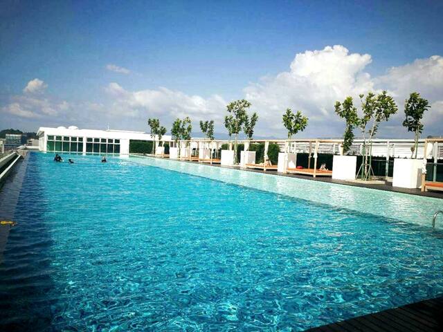 Sutera Avenue 2BR Rustic Design