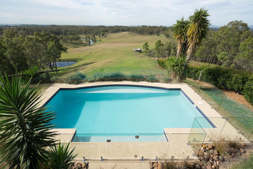 Hunter-Valley-Accommodation-Lovedale-House.jpg
