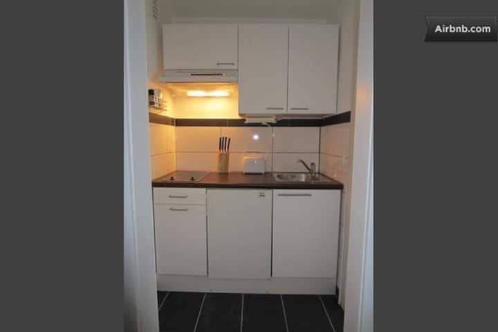 Oktoberfest Apt, Central, 2 Min To U-bahn - München