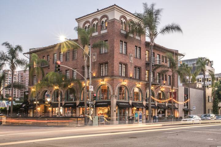 Cozy 1-Bedroom Downtown & near Convention Center