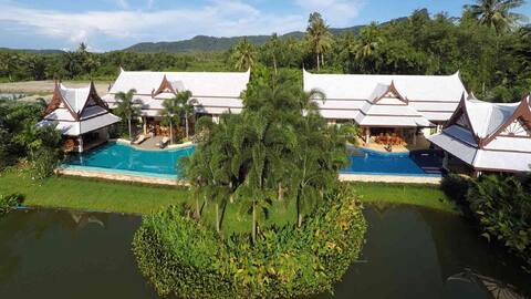 Villa Saifon 'Twins'  - 8 Bedrooms 16 Adults