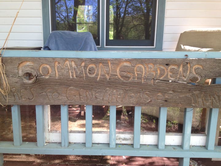 The Napping Farm Cottages for Rent in Dane, Wisconsin, United States Airbnb