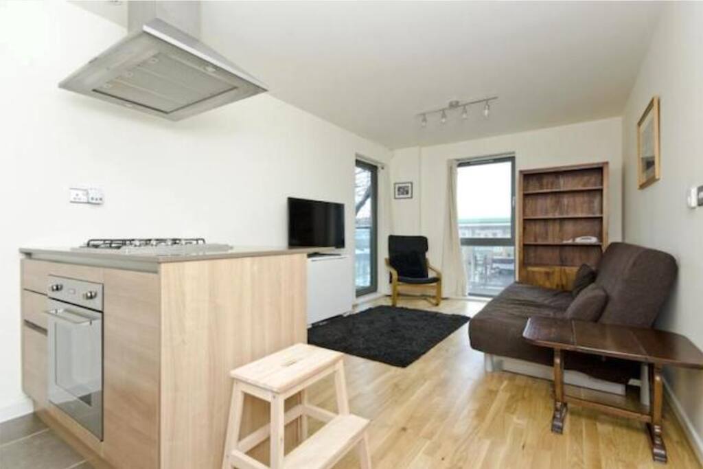 Reception room. Includes a double sofa-bed.