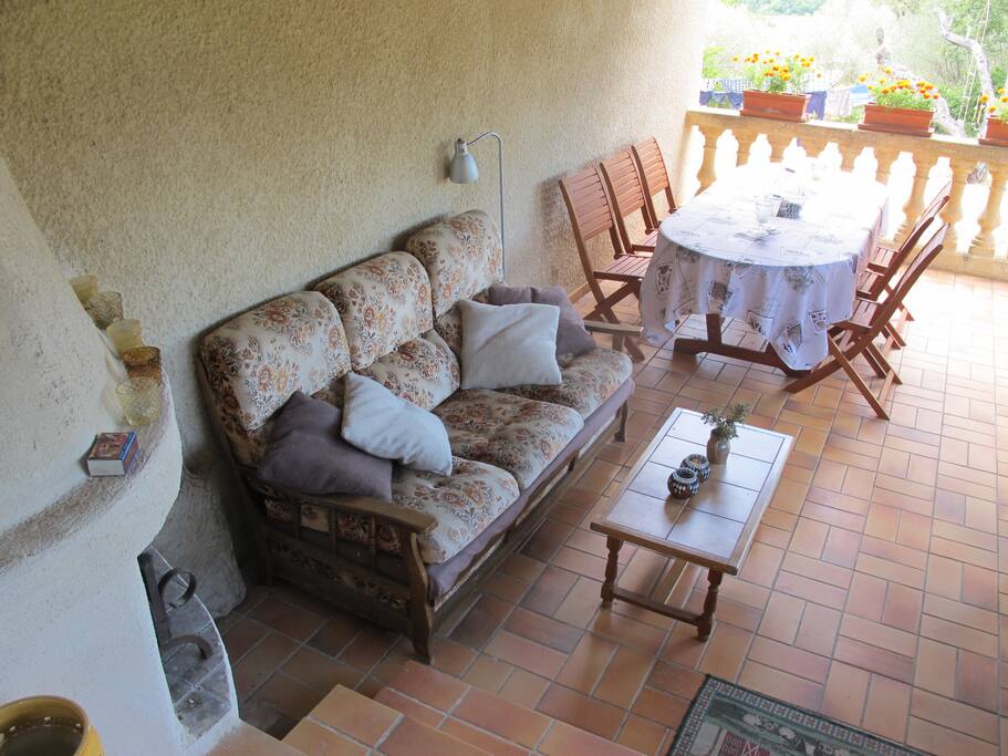 La terrasse de maison principale