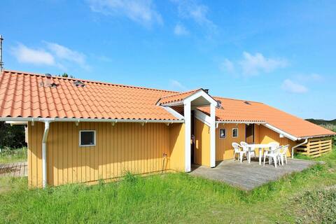 8 person holiday home in oksbøl