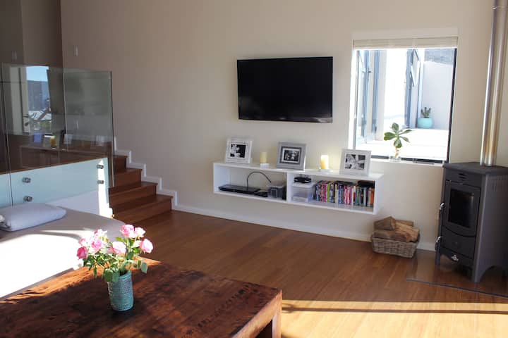 Beautiful 3 Bedroom Vredehoek Home - كيب تاون