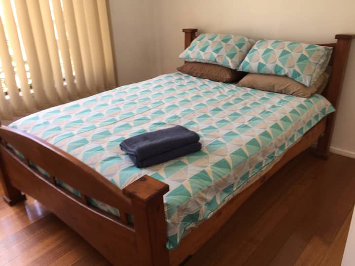 غرفة النوم 2