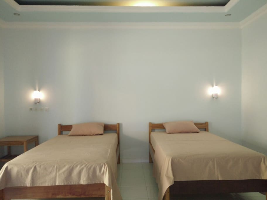 Twins bed room