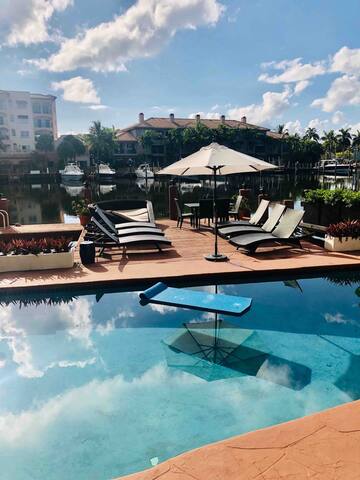 Casa Navarro on Las Olas Isles gallery image 5