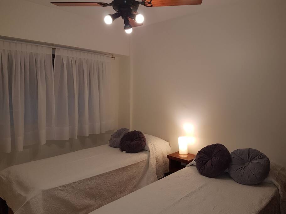 Habitación con placard