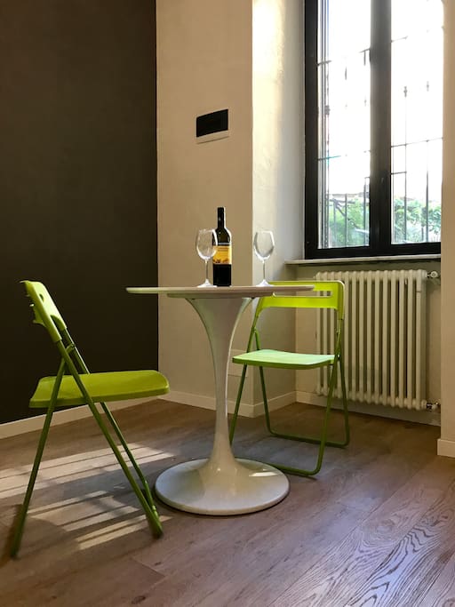 Kitchen's dining area
