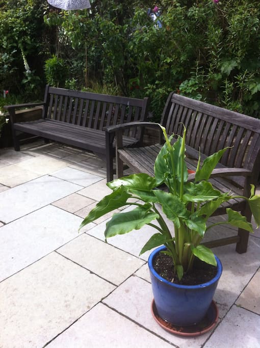 seating outside kitchen