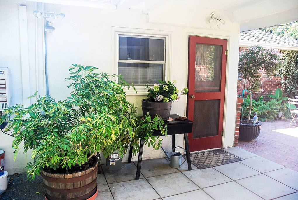 2nd entrance that enters into the kitchen area.