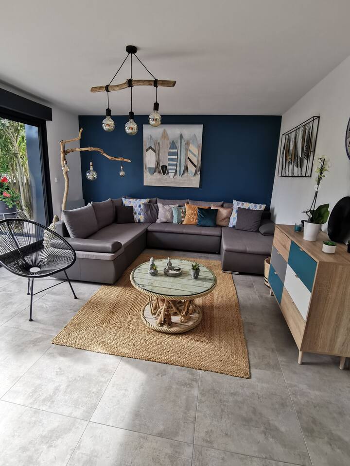 Superbe Maison Plein Pied 109m2
De 2 à 6 Personnes - Saint-Georges-de-Didonne
